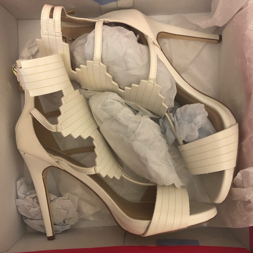 Size 11 never worn heels from Just Fab